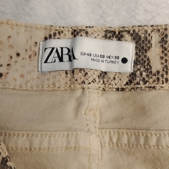 Zara Snakeskin Cropped Ankle Hem Jeans Women's 8 Read - Picture 2 of 6